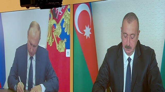 Ermənistanın kapitulyasiya aktını imzalamasından üç il ötür Ermənistanın kapitulyasiya aktını imzalamasından üç il ötür